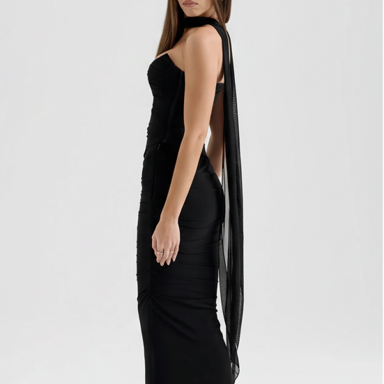 Black dress side view - square